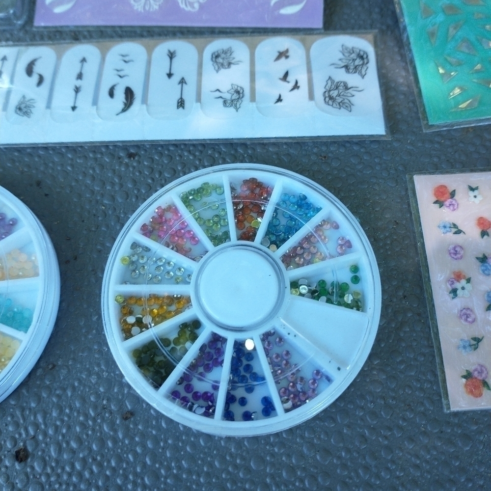 Nail art. Caviar beads stickers. Everything pictur - Picture 7 of 8